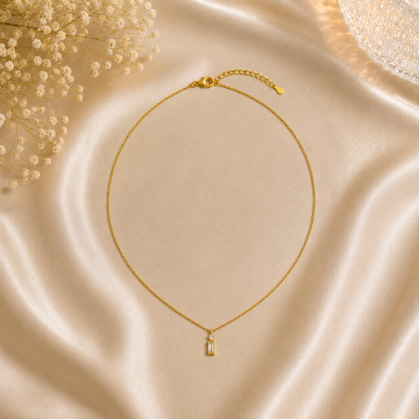 NL69_Emerald-Cut Solitaire Drop Pendant Chain