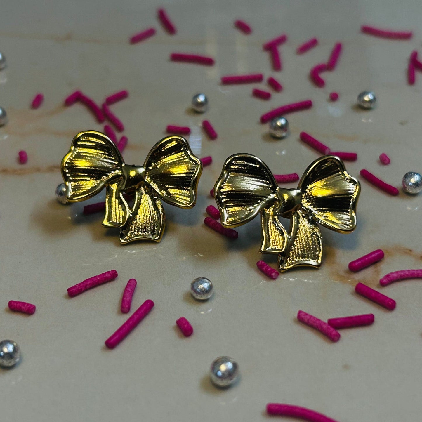 ER81_Textured Metallic Bowknot Studs Earrings