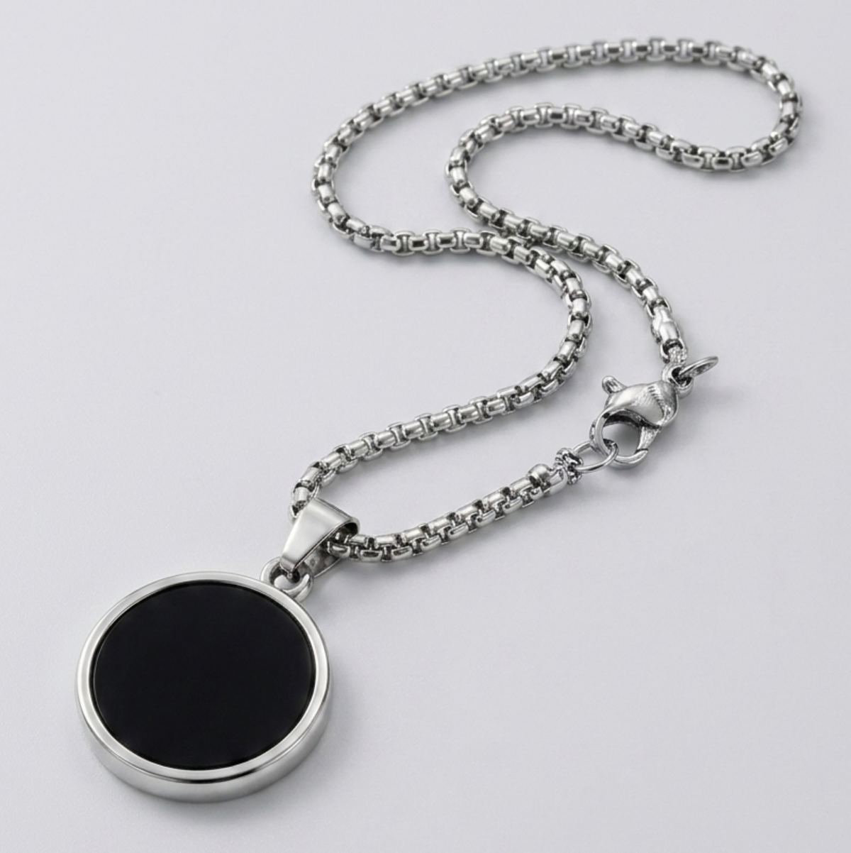MP124_Midnight Orbit Black Onyx Pendant Chain
