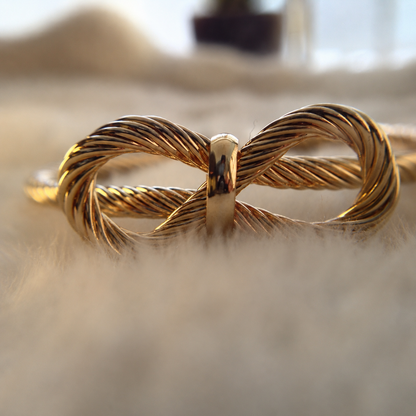 KB87_Infinity Knot Gold Bracelet