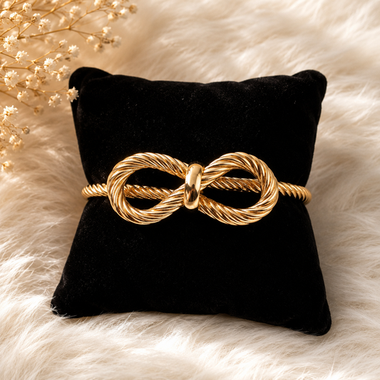 KB87_Infinity Knot Gold Bracelet