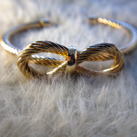 KB87_Infinity Knot Gold Bracelet
