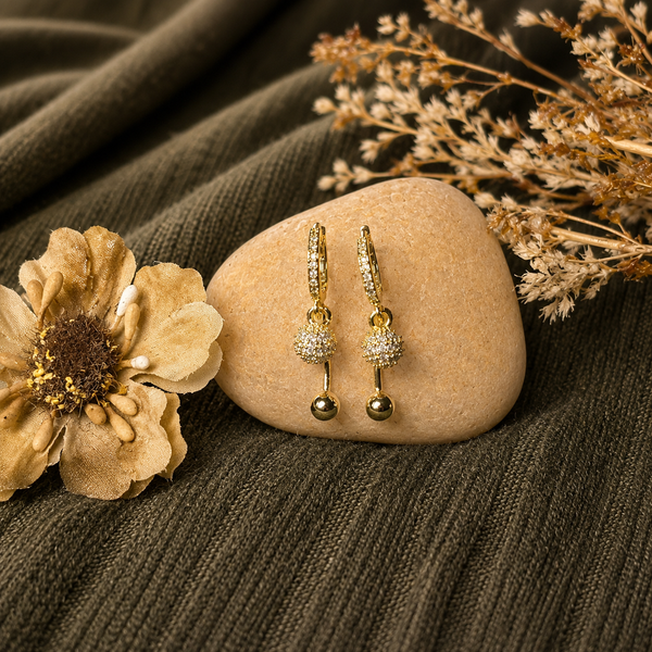 ER30/31_Rathnika Drop Gold Earing
