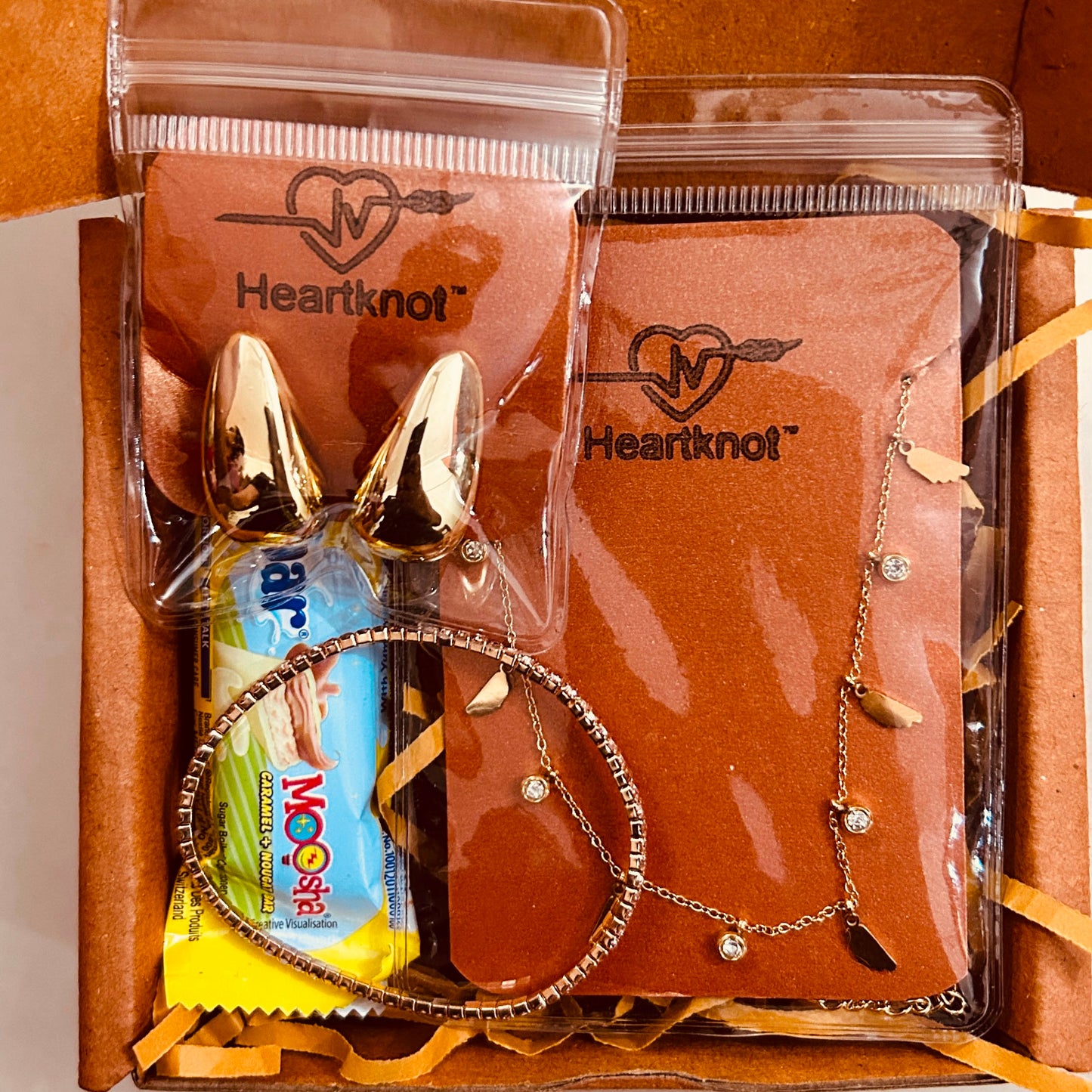 HA135_The Curated Bond Small Rakhi Hamper