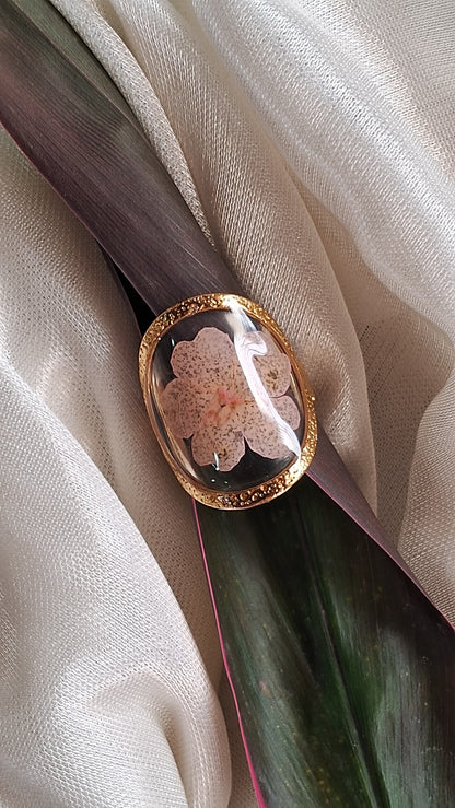 R171_Five Petal Fleur Resin Ring