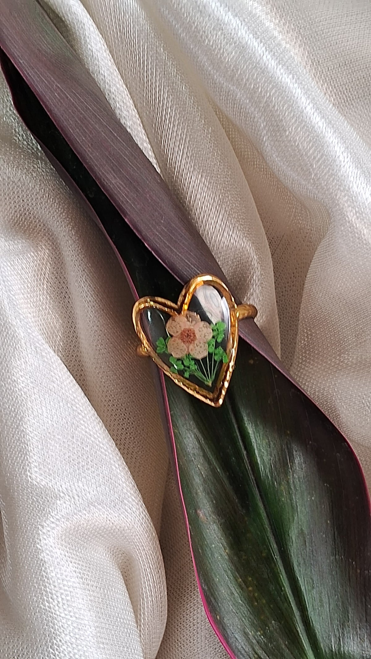 R170_Cordelia Resin Ring