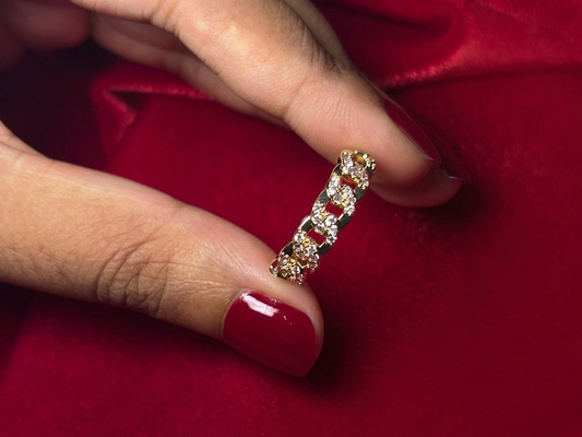 R3_Vajra Kanni Gold Ring