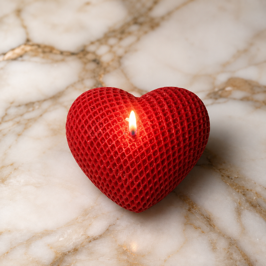 Textured Net Pattern Heart Candle