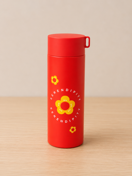 Minimalist Daisy Pattern Bottle