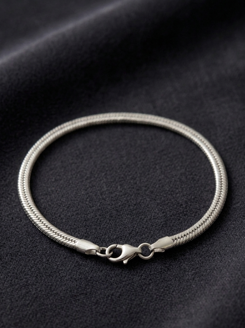 MB116_Sleek Round Snake Silver Chain Bracelet
