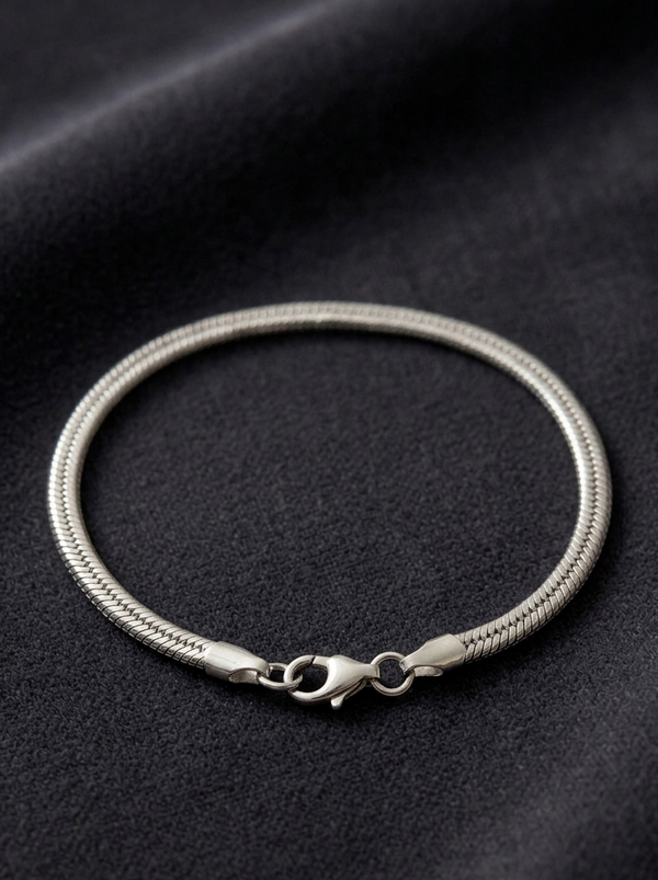 MB116_Sleek Round Snake Silver Chain Bracelet